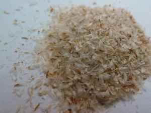 Рисовая шелуха: как использовать на огороде